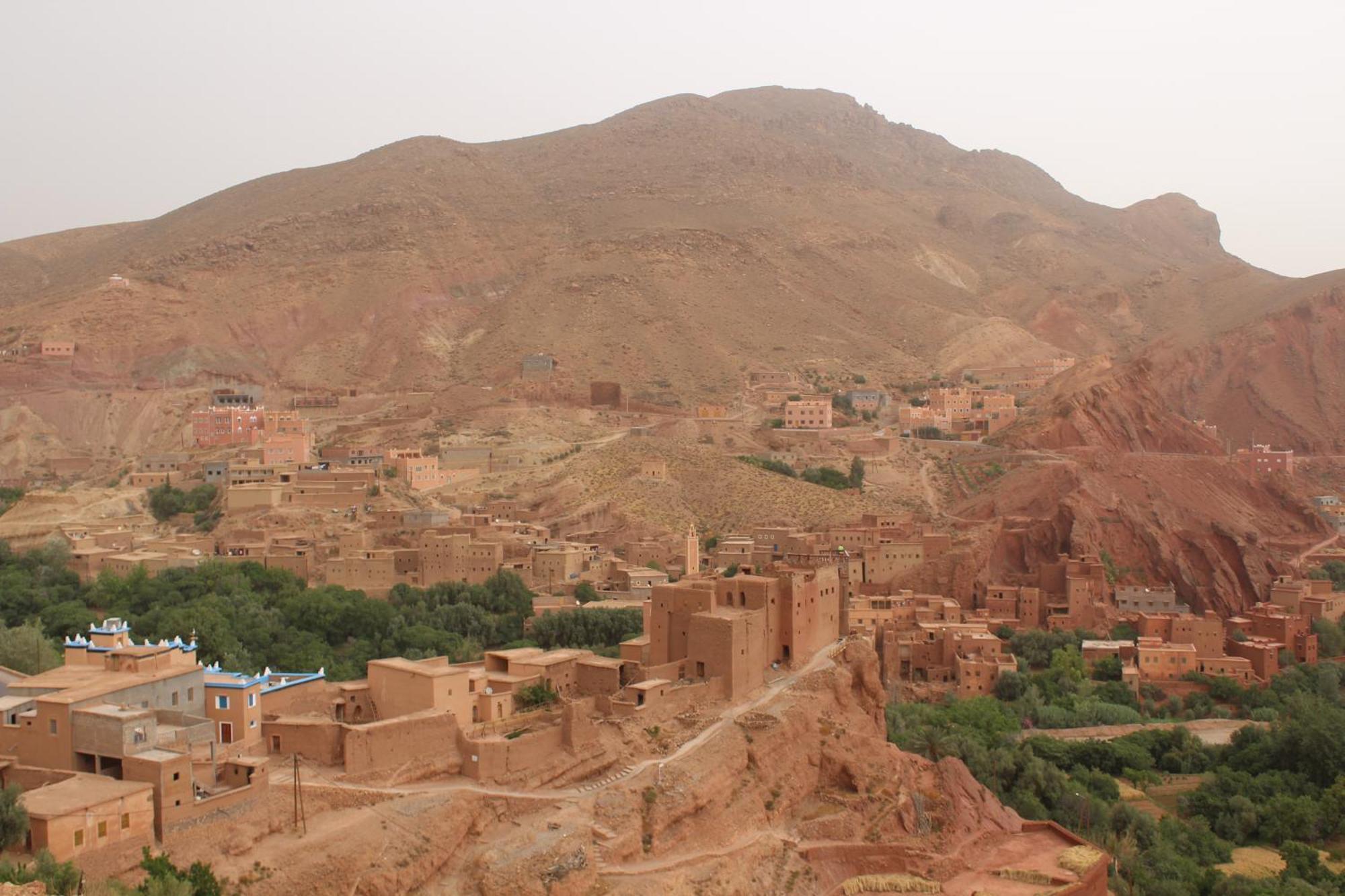 Labyrinth Kasbah Dades Hotel Ait Ben Ali Bagian luar foto